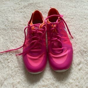 Gently used nike dual fusion